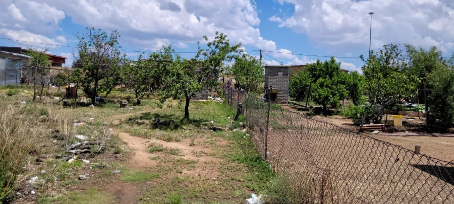 1 Bedroom Property for Sale in Botshabelo Free State